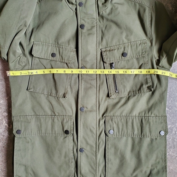 EUC Olive Green NO FADING Barn Chore Field Jacket S Andrew Marc Utility - Picture 11 of 15